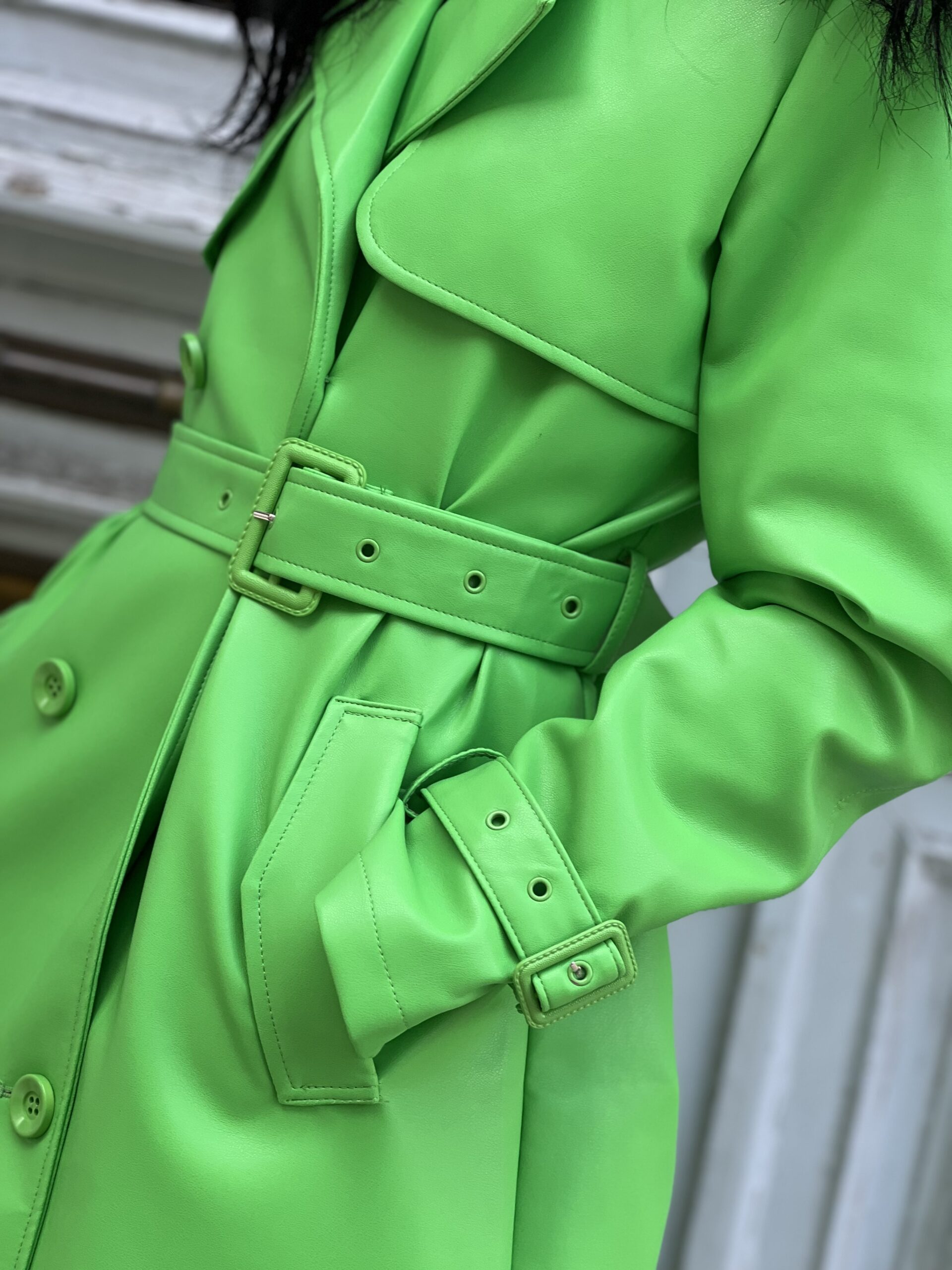 Καπαρντίνα Με κουμπιά