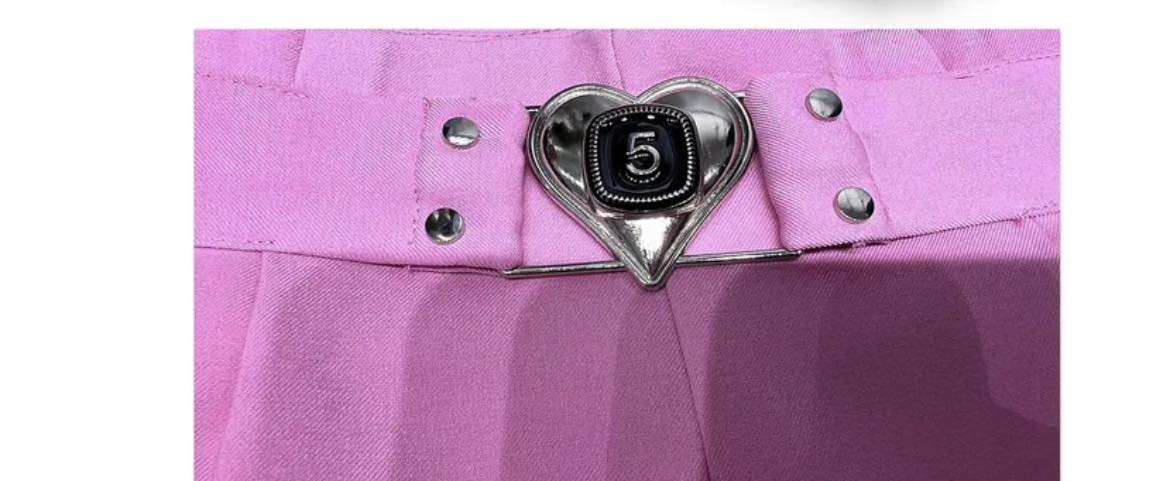 Σορτς με λεπτομέρεια καρδιά