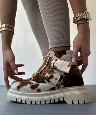 Beige Winter Boots (Αντιγραφή)