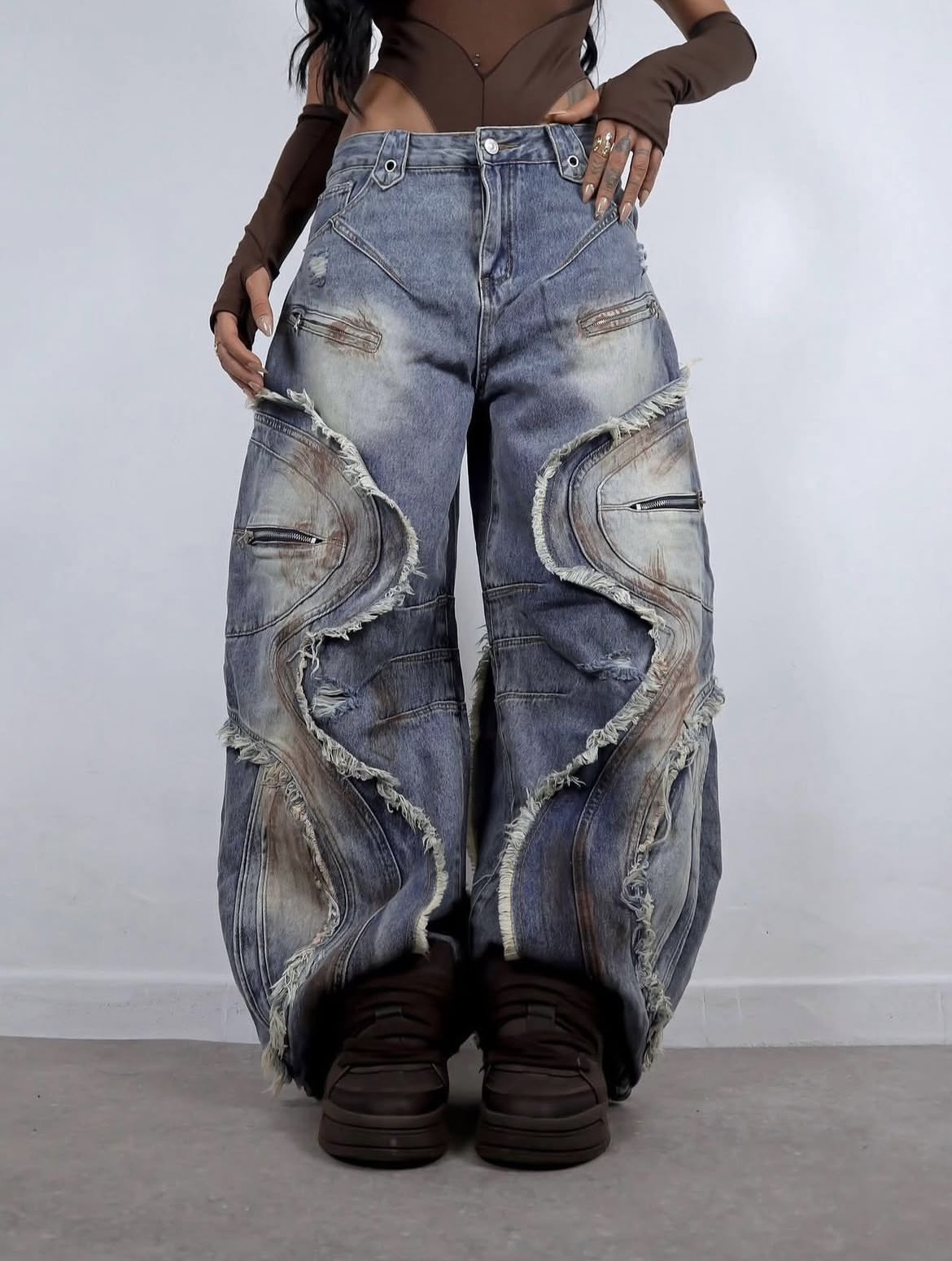 Baggy Rosary Jeans