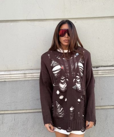 Knitted brownh blouse