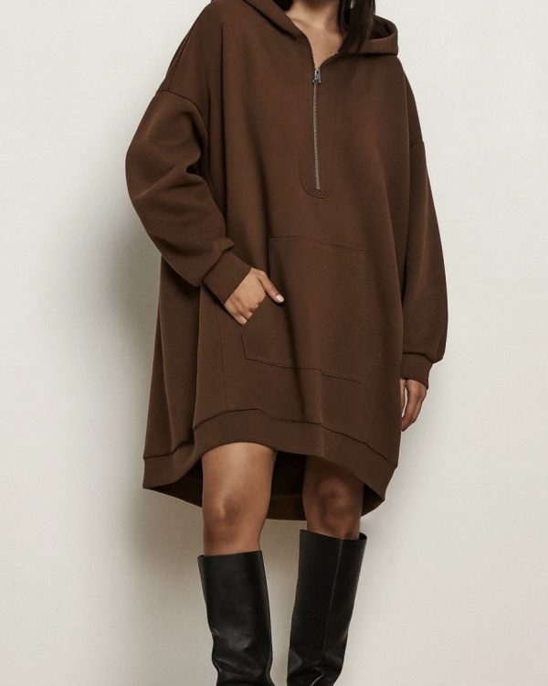 Mid-length sweatshirt
