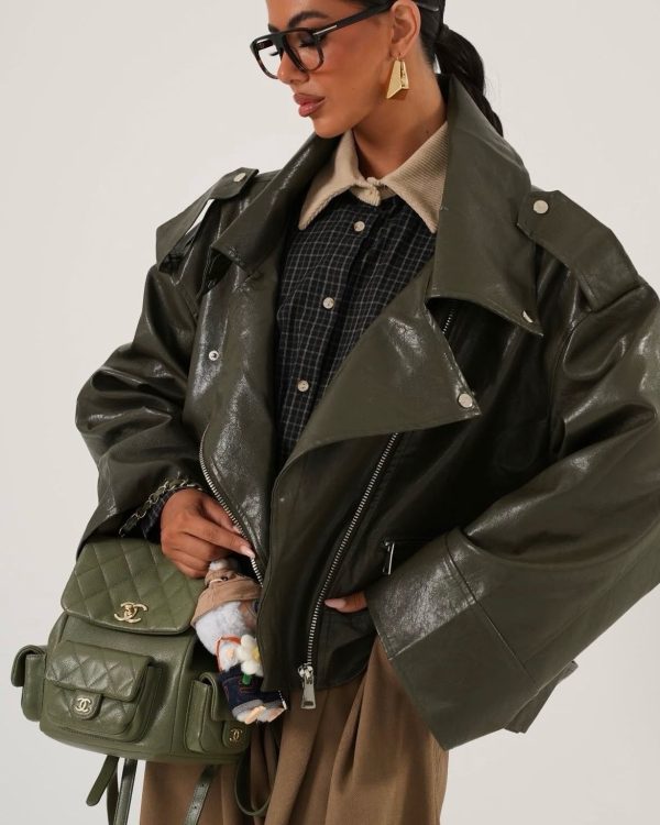 Κοντό Oversized Jacket σε Βεραμαν Απόχρωση