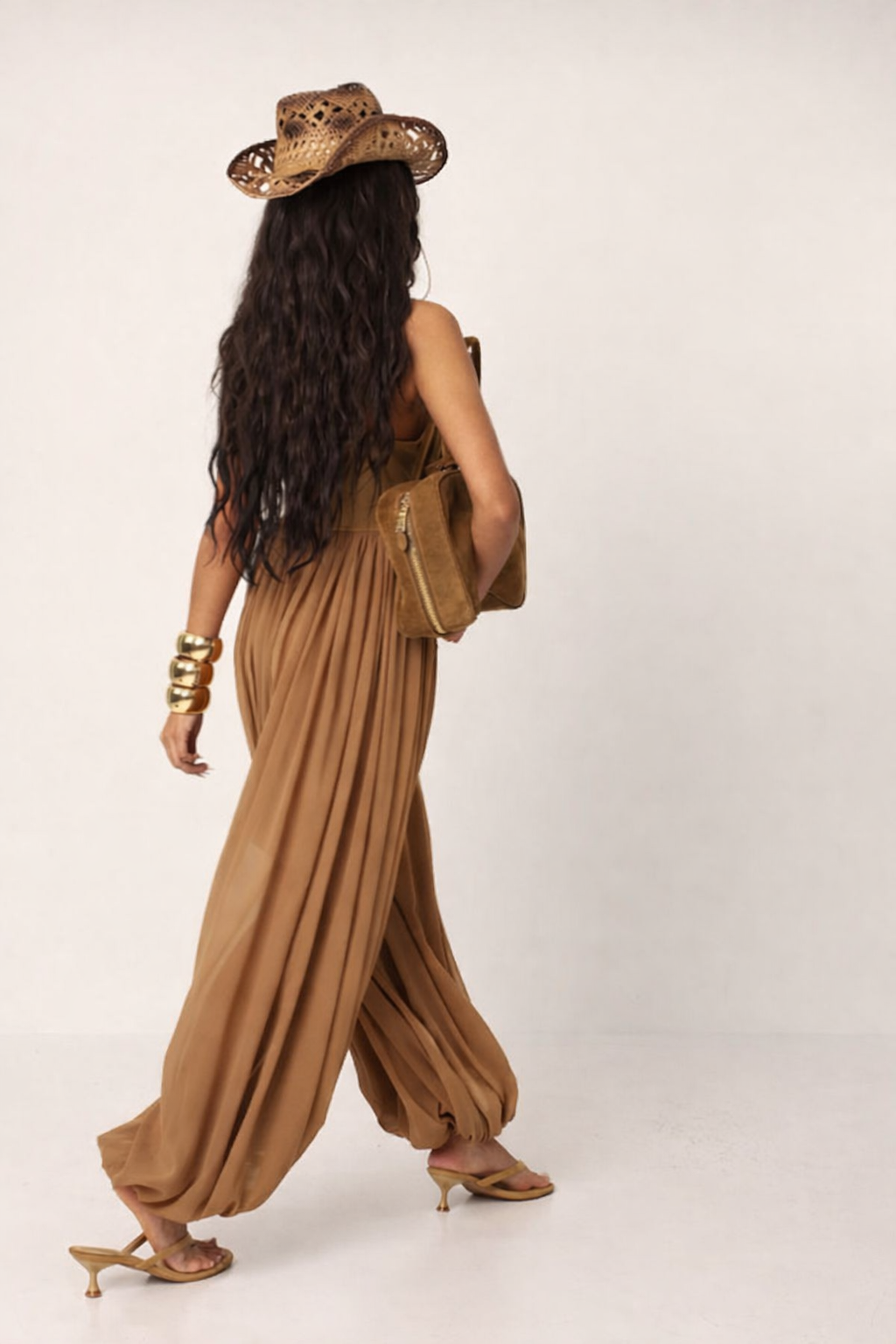 Ολόσωμη Φόρμα Harem με Πλισέ Λεπτομέρειες