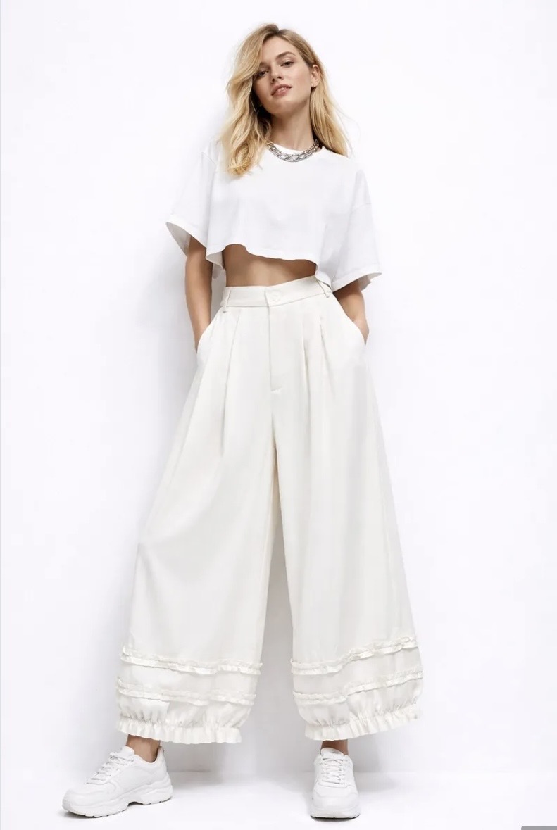 Ψηλόμεσο Wide Leg Παντελόνι με Βολάν Λεπτομέρεια