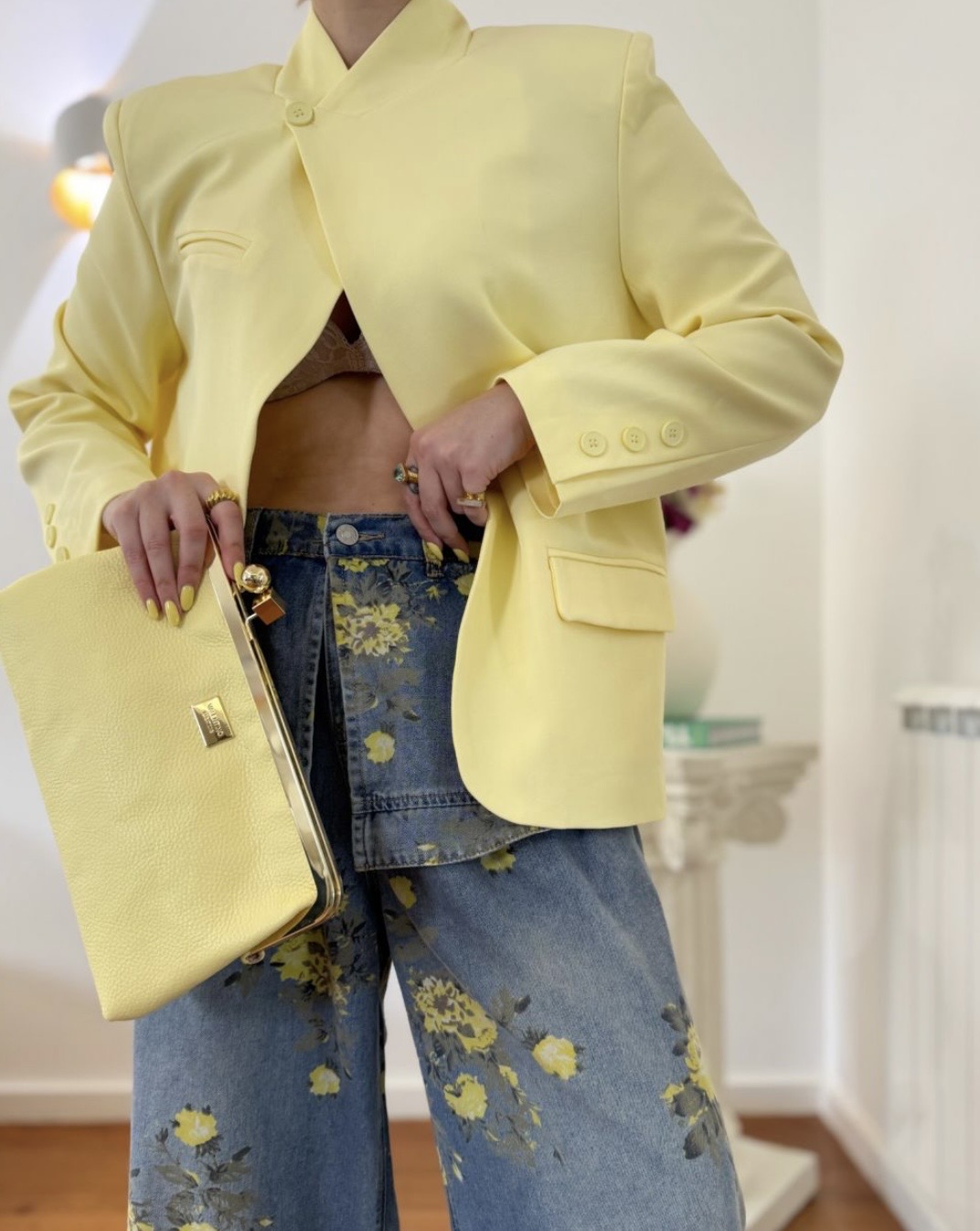 Blazer με Minimal Cut & Asymmetric Κούμπωμα