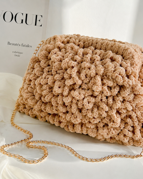 Teddy Cloud Clutch Bag με Αλυσίδα