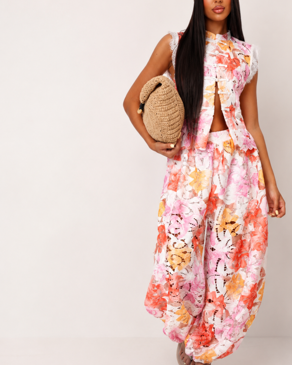 Floral Lace Resort Set