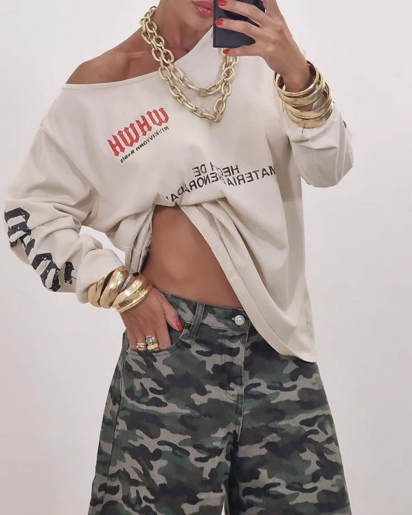 Oversized Off-Shoulder Sweatshirt με Statement Print