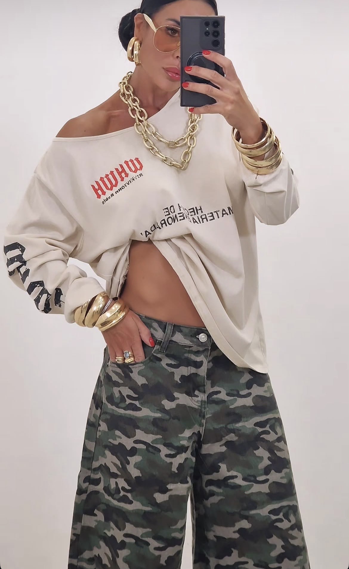Oversized Off-Shoulder Sweatshirt με Statement Print