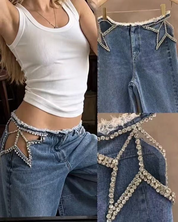Jeans με Strass Cut Out στη Μέση