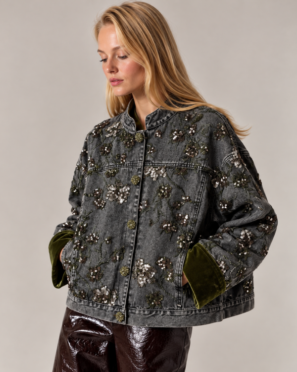 Γκρι Denim Jacket με Κεντημένα Λουλούδια & Παγιέτες